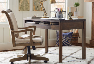 Distraction-Free Desks