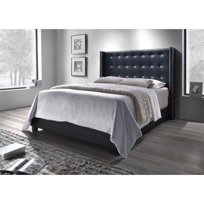 Savoy Upholstered Wingback Panel Bed