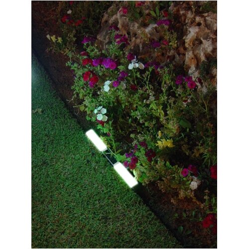 Gama Sonic Baytown Planter Base Solar Lamp Post and Six LED Lantern