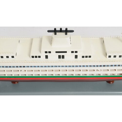 Washington Ferry New Model Ship by Old Modern Handicrafts