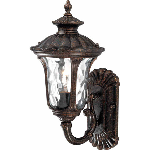 Volume Lighting Tavira 1 Light Wall Lantern