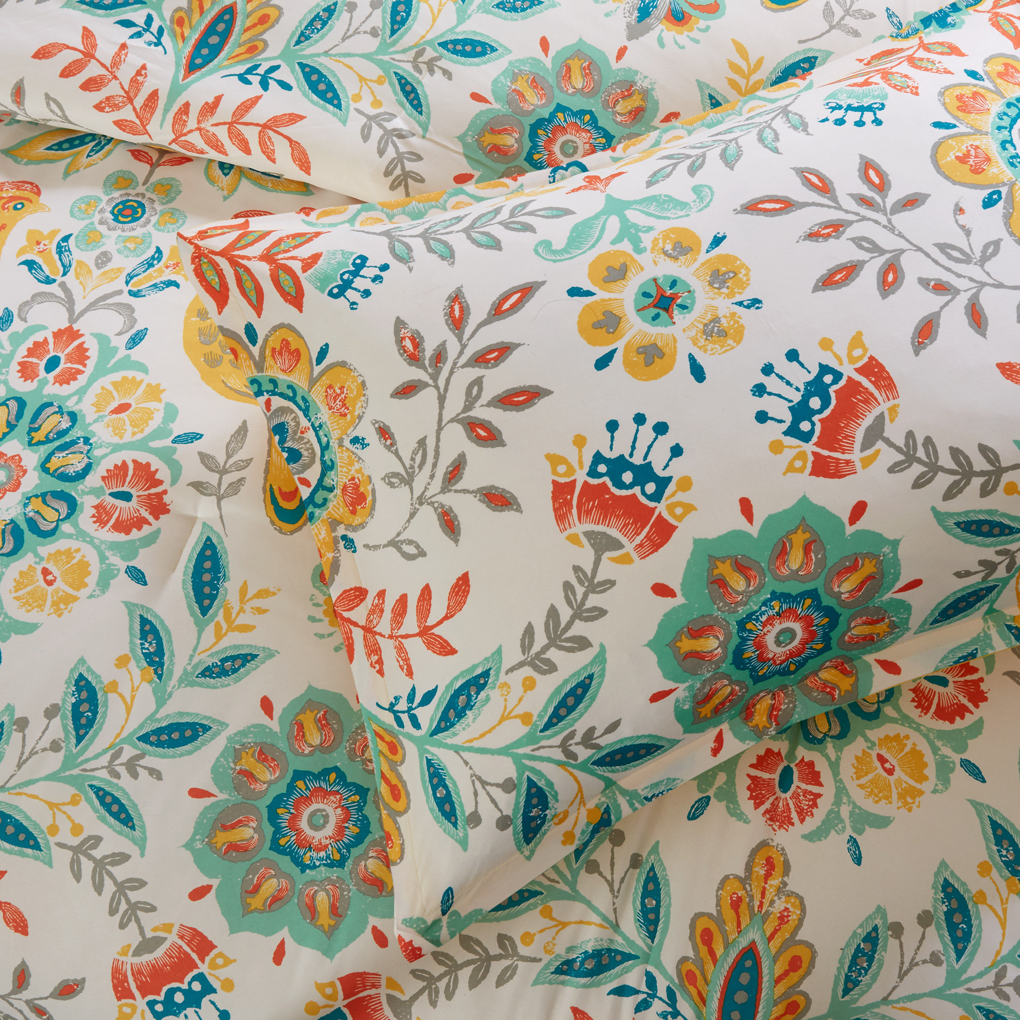 intelligent design nina comforter set