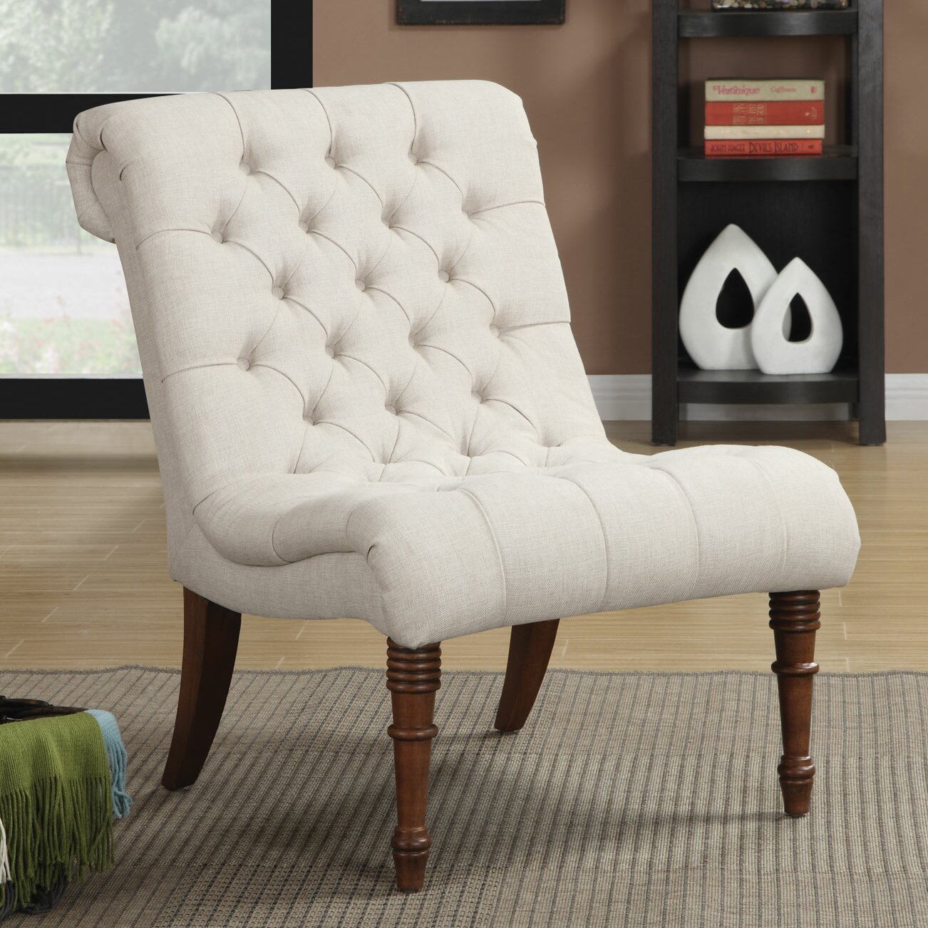 How To Choose A Slipper Chair For Your Home