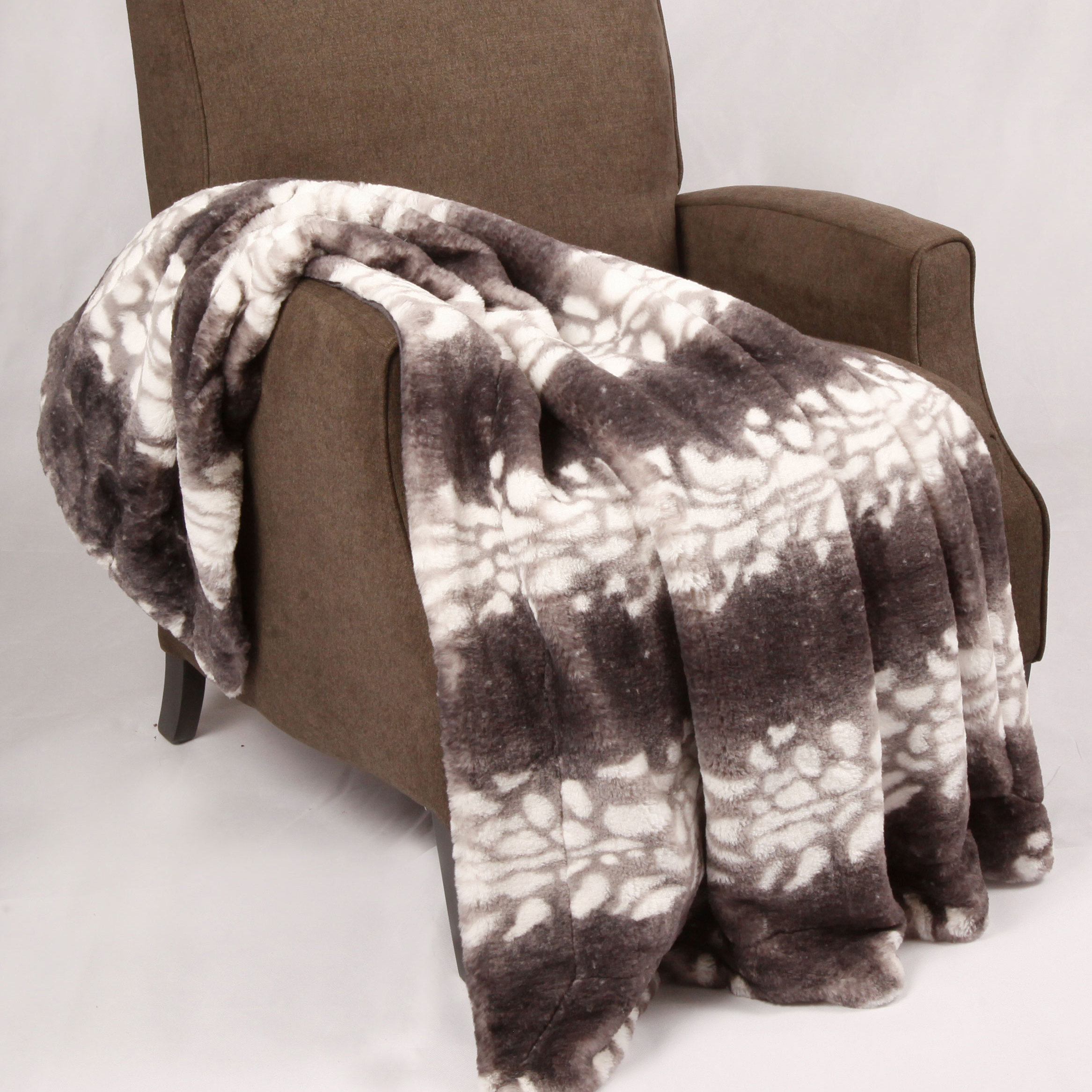 BOON Throw & Blanket Natural Animal Faux Fur Throw Blanket & Reviews